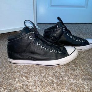 Chuck Taylor All Star High Street Leather Sneaker